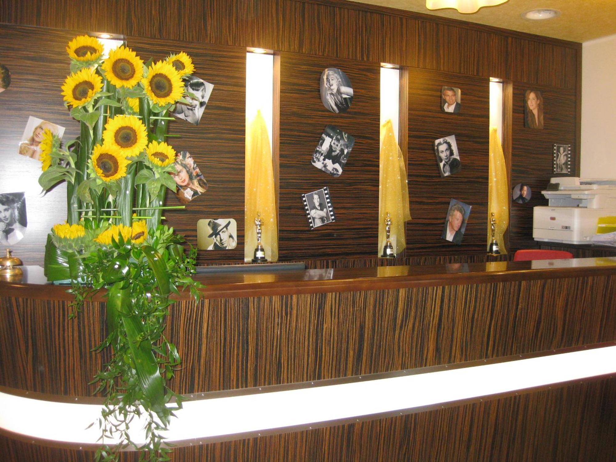 Hotel Villa Angelina Bibione Exterior photo