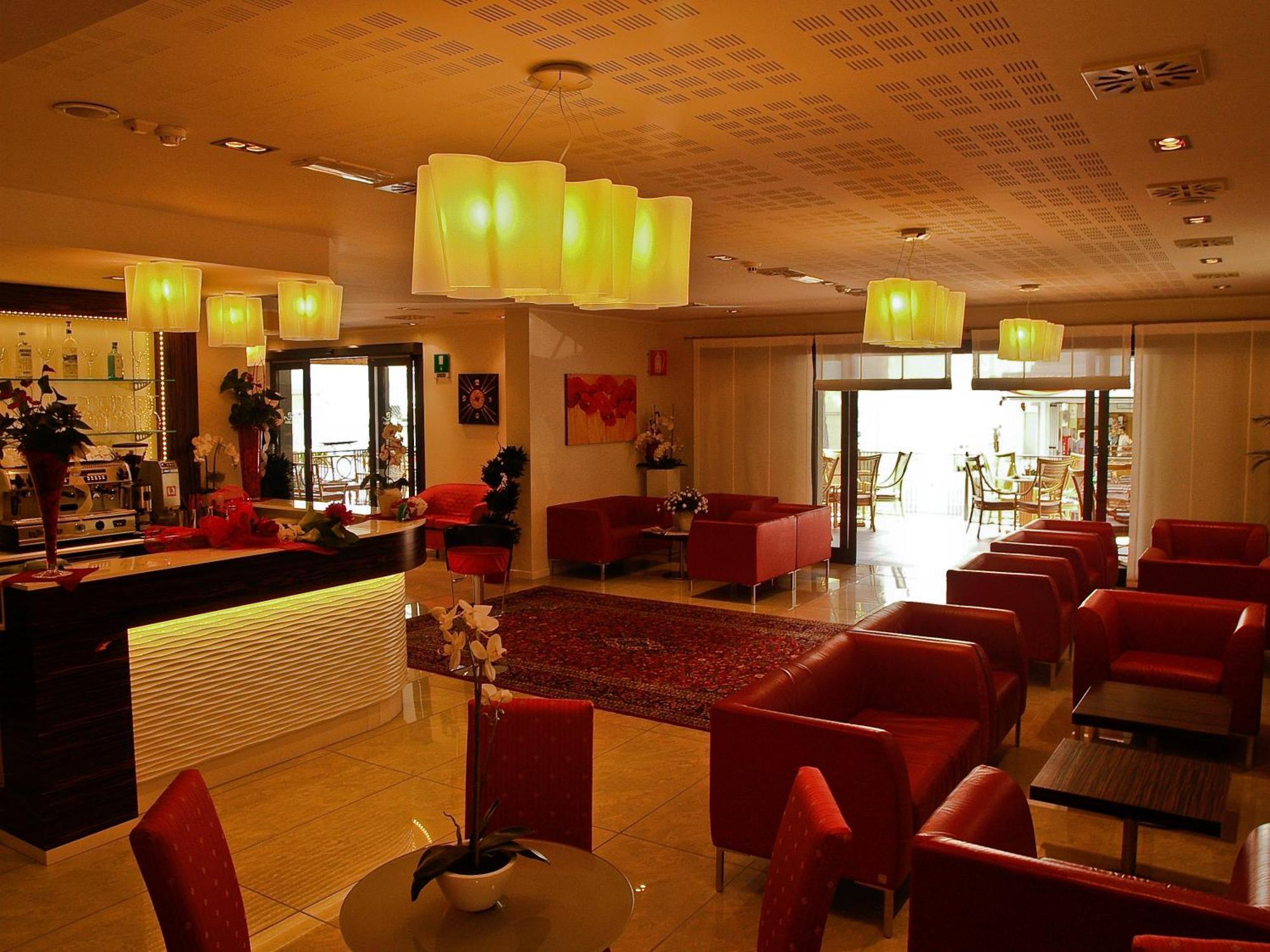 Hotel Villa Angelina Bibione Exterior photo