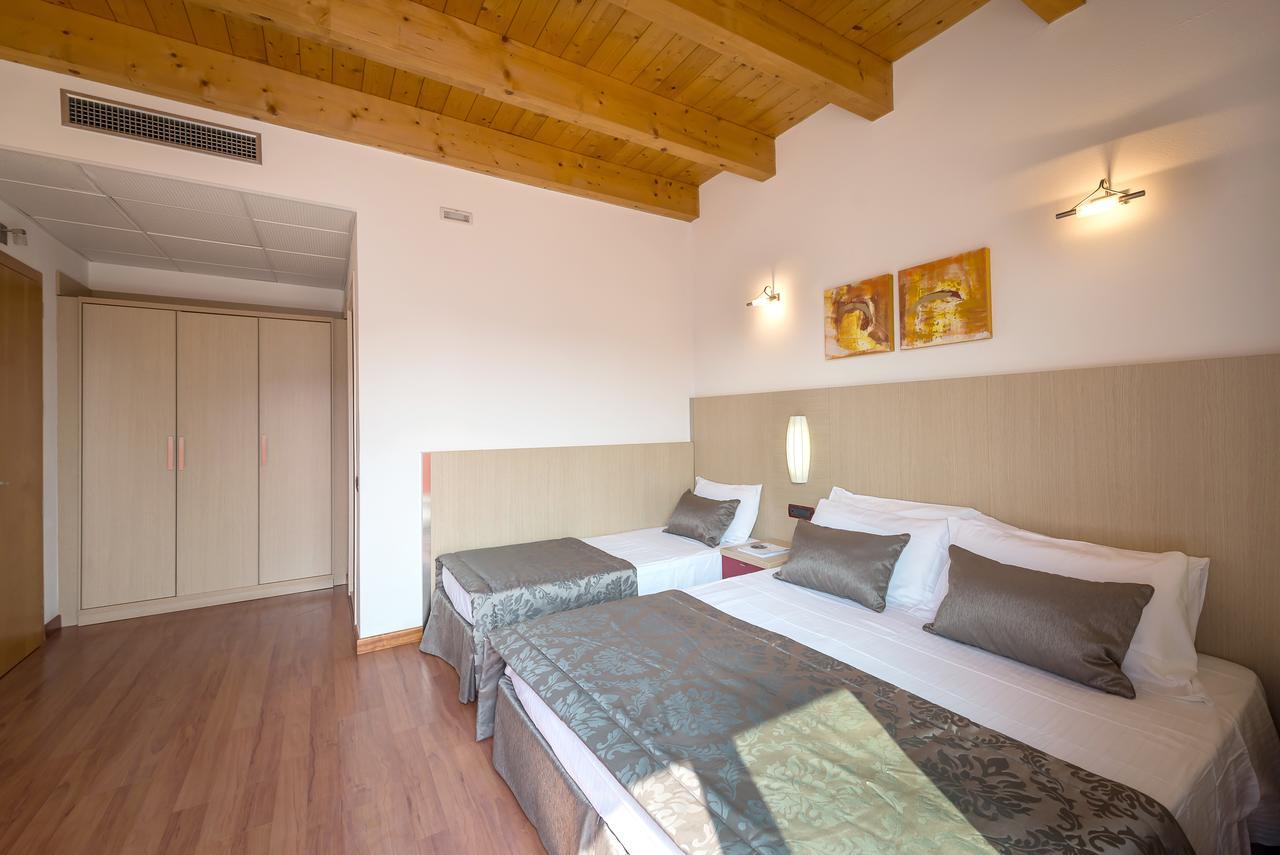 Hotel Villa Angelina Bibione Exterior photo